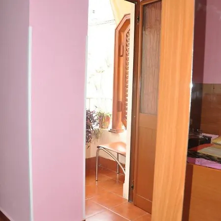 Parlamenti Hotel 3*