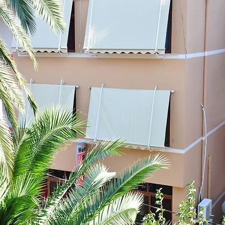 Hotel Parlamenti Tirana