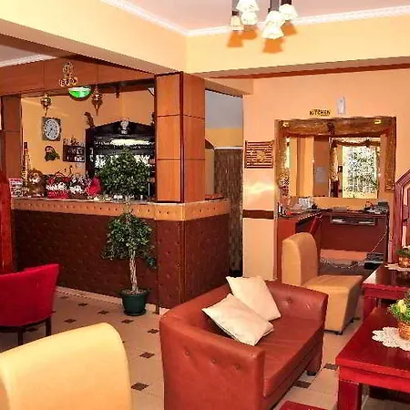 Parlamenti Hotel 3*