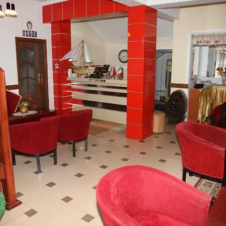 Parlamenti Hotel 3*